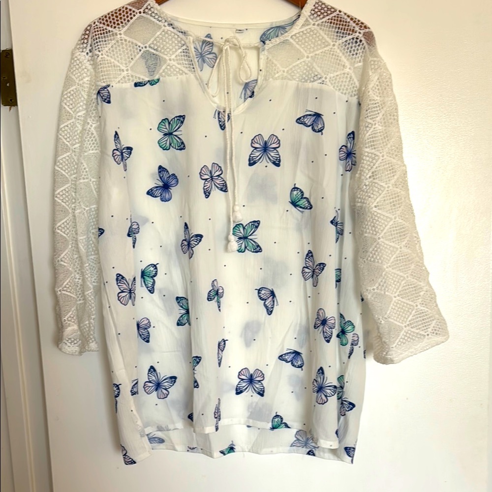 White and Blue Butterfly Print Women's Top